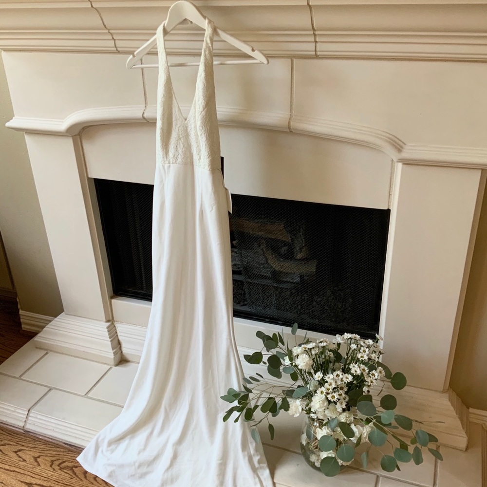 (2) Never Worn White Lulus Maxi Dress